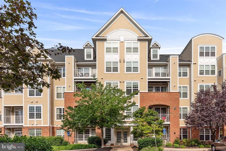 WESTBRIAR - Residential Lease