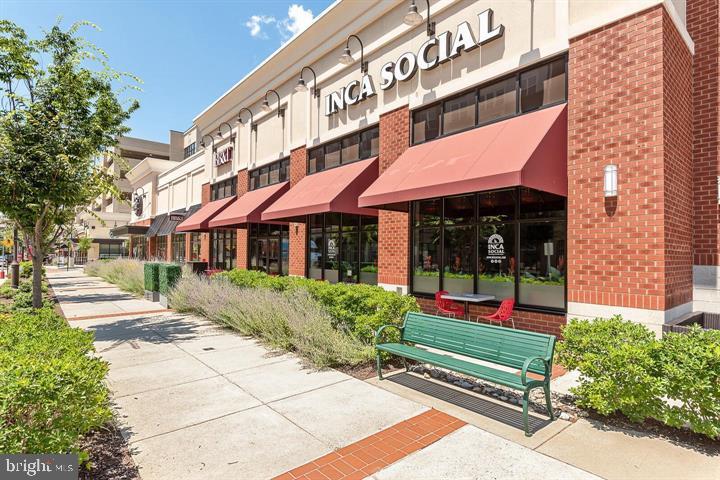 WESTBRIAR - Residential Lease