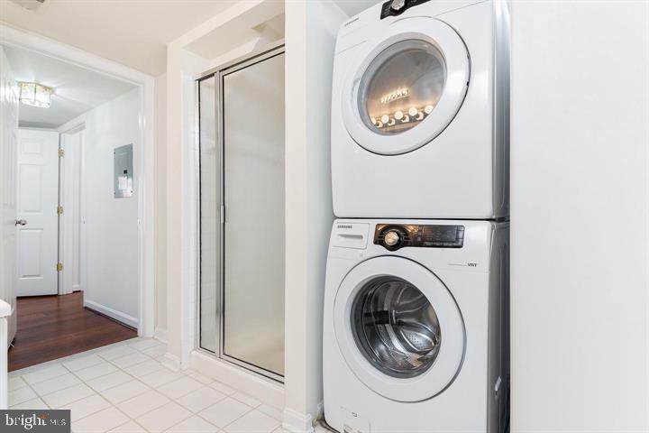 WESTBRIAR - Residential Lease