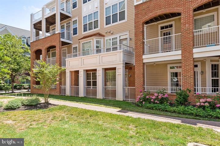WESTBRIAR - Residential Lease