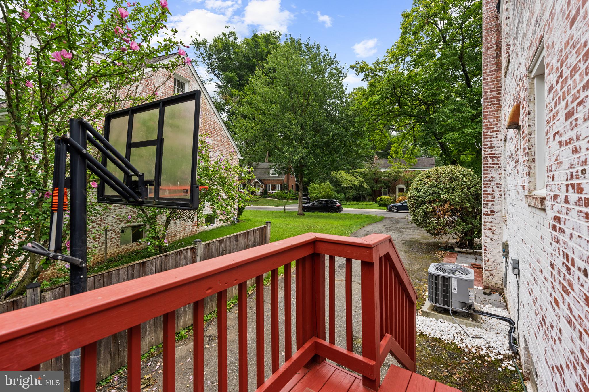 WOODMOOR - Residential