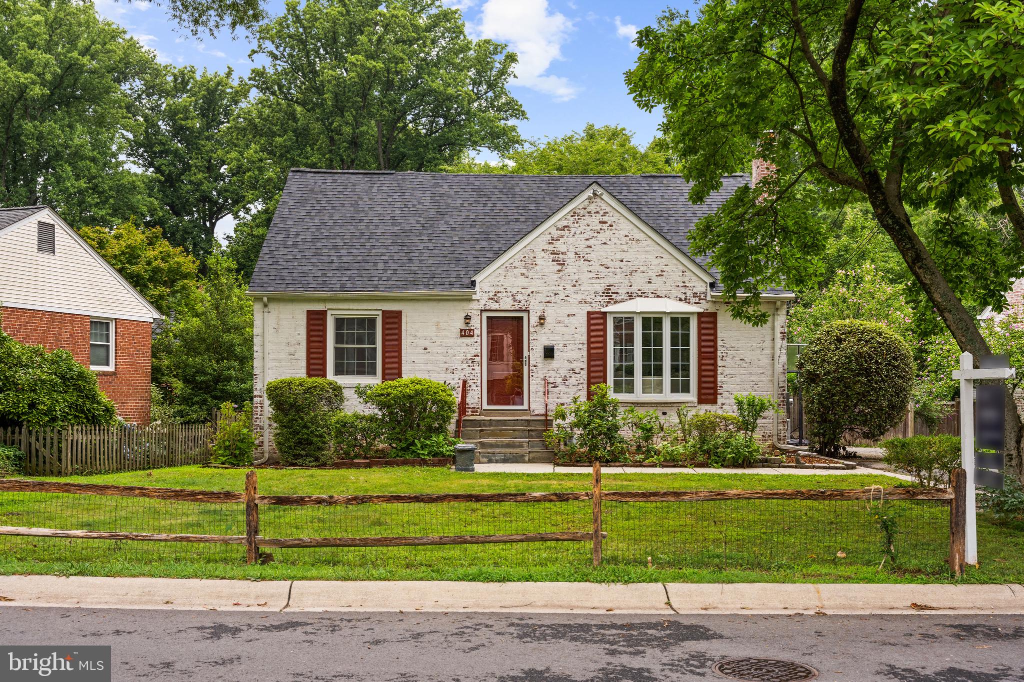 WOODMOOR - Residential