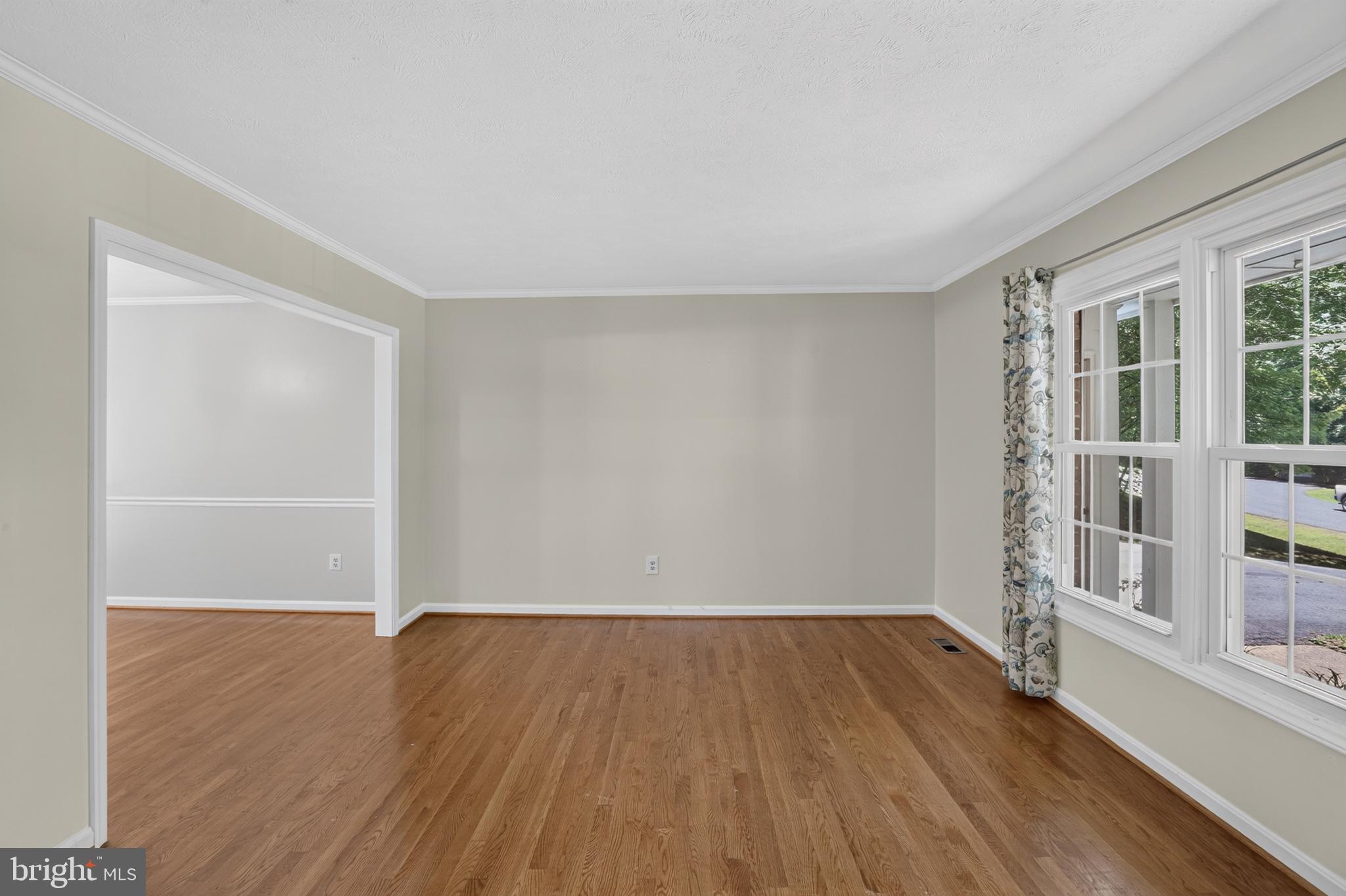 SIGNAL HILL - Residential