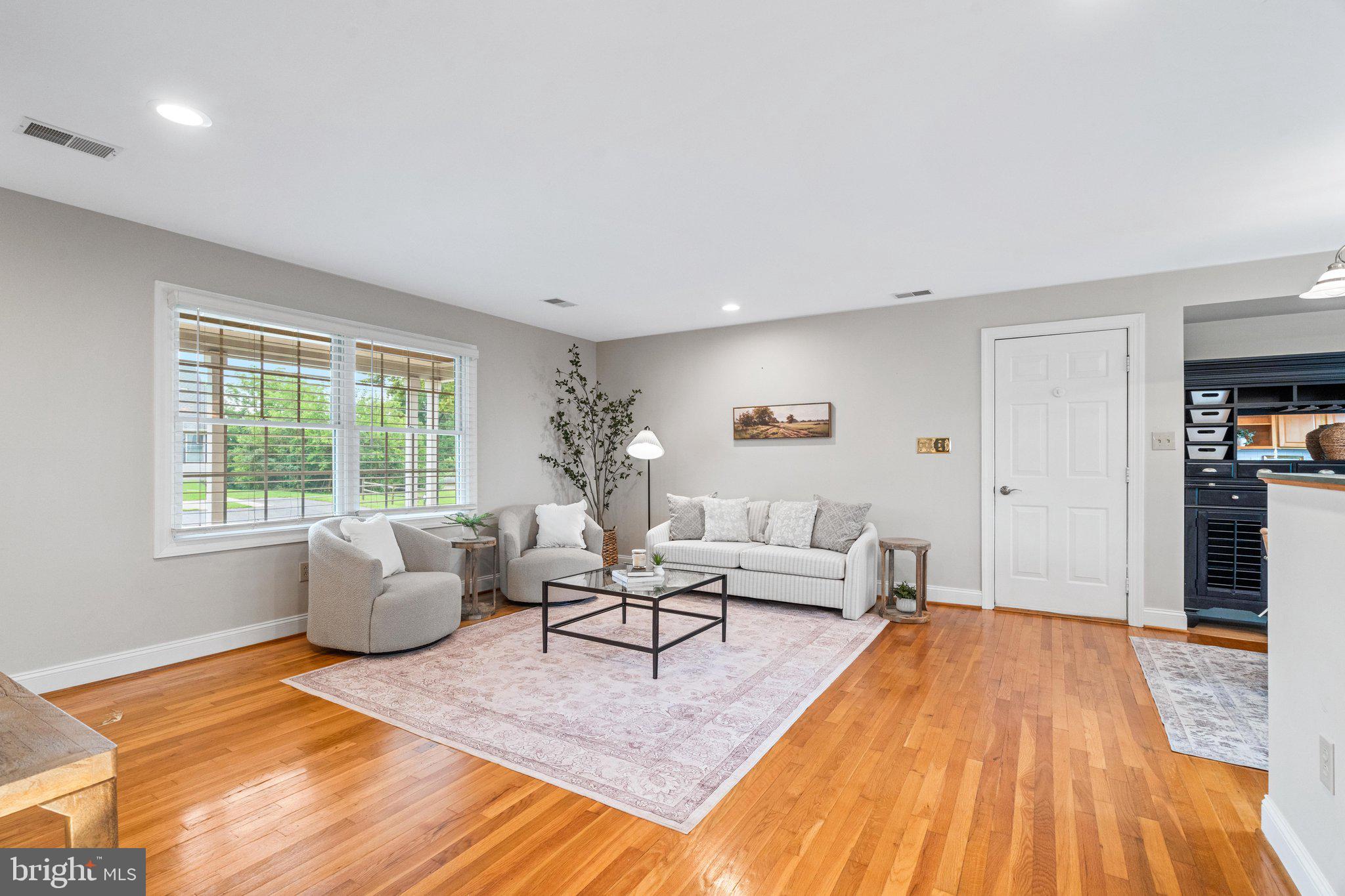 BRADDOCK HEIGHTS - Residential