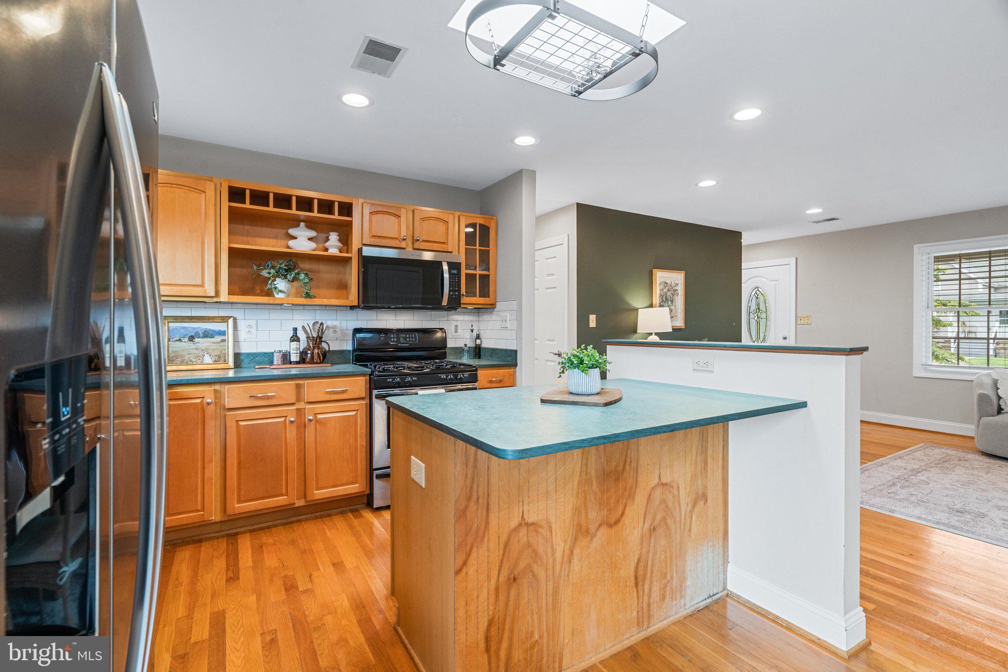 BRADDOCK HEIGHTS - Residential