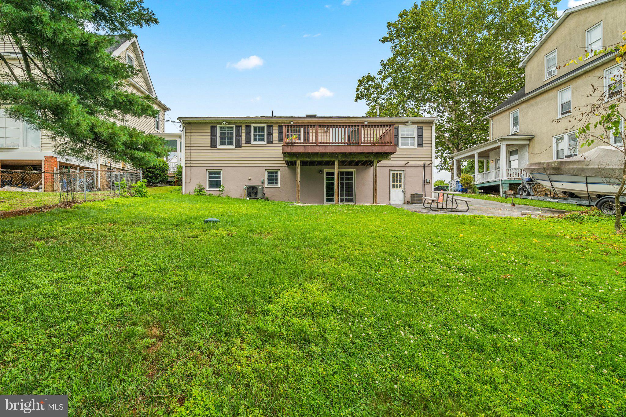 BRADDOCK HEIGHTS - Residential