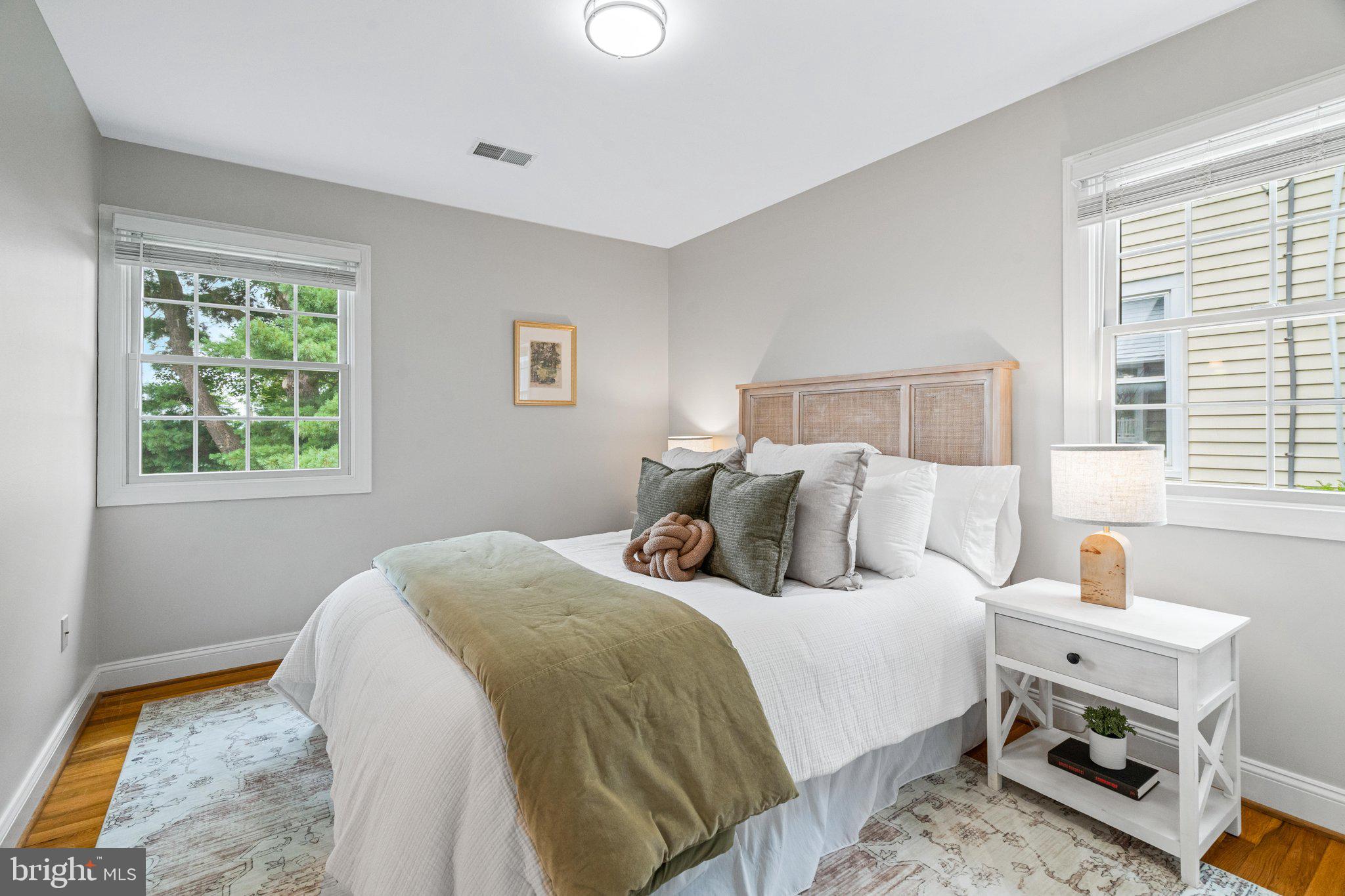 BRADDOCK HEIGHTS - Residential