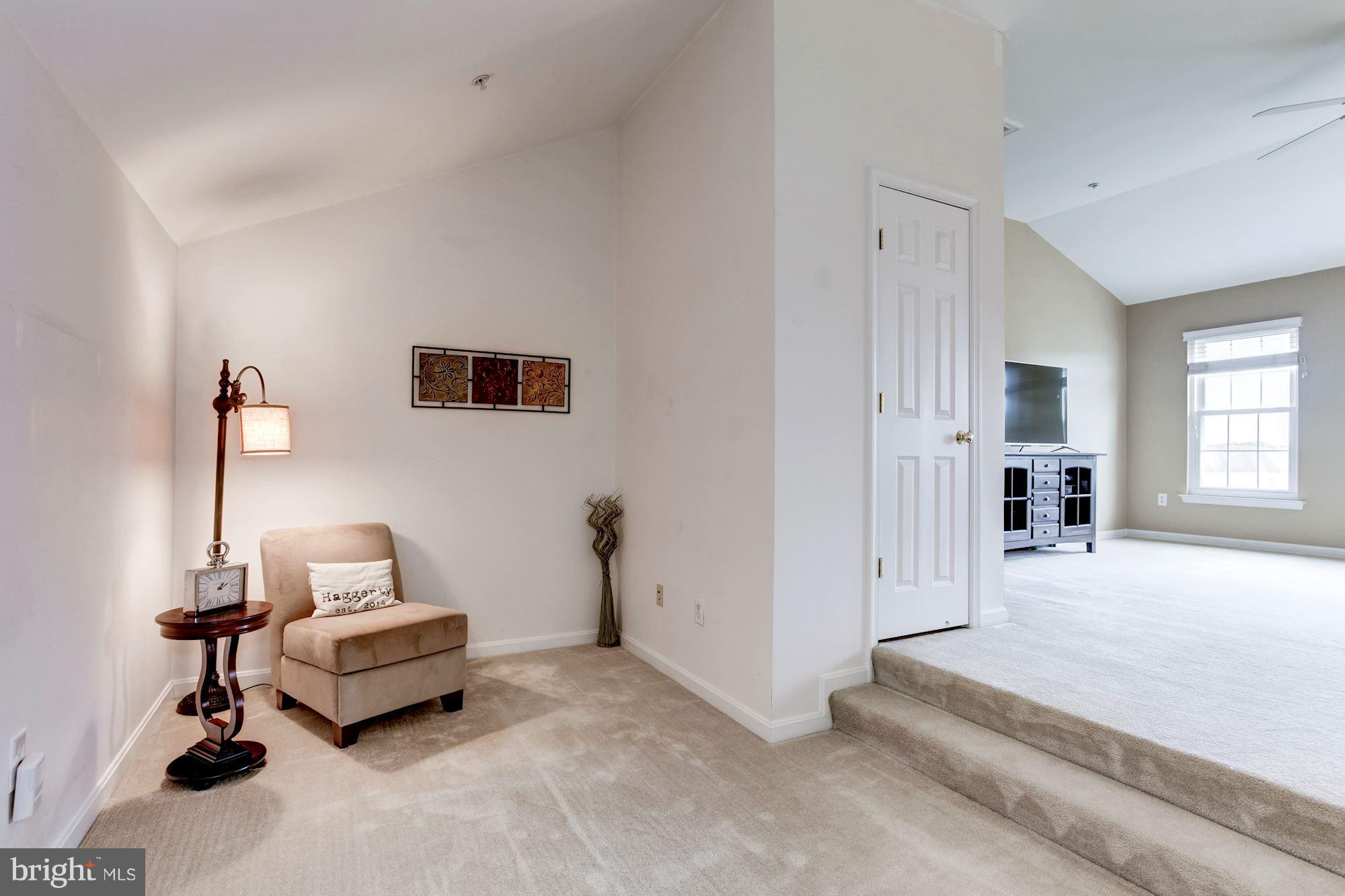 LAKELANDS - Residential