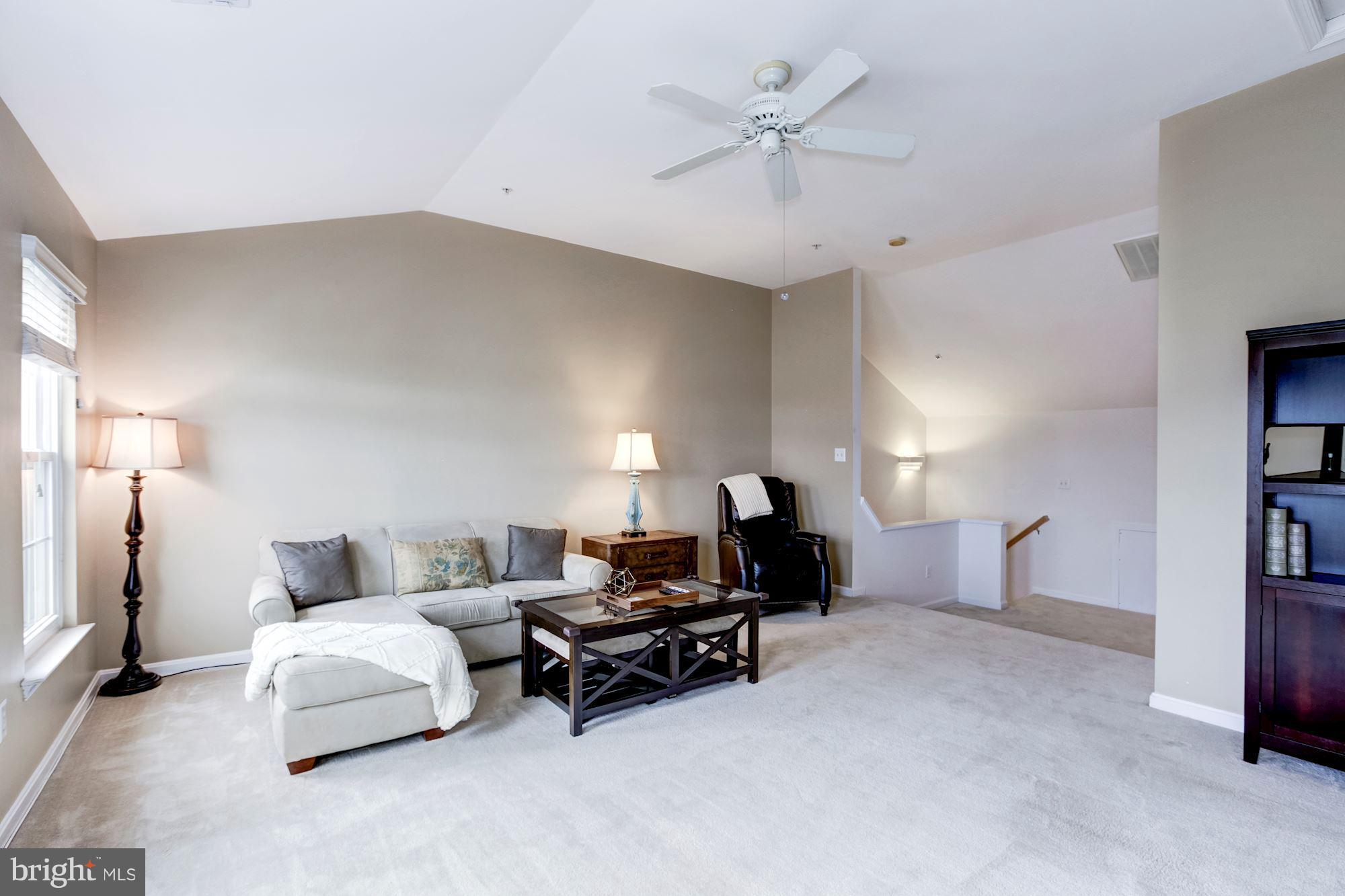 LAKELANDS - Residential