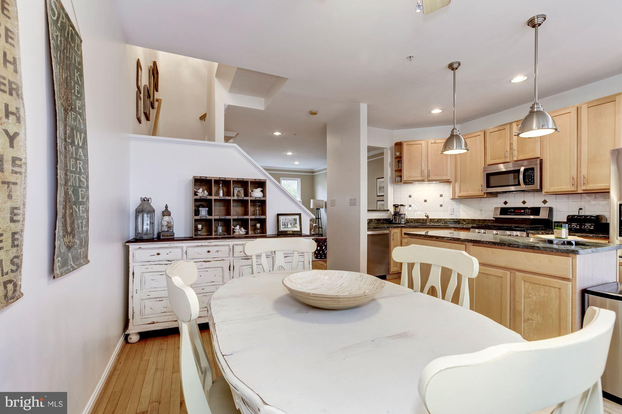 LAKELANDS - Residential