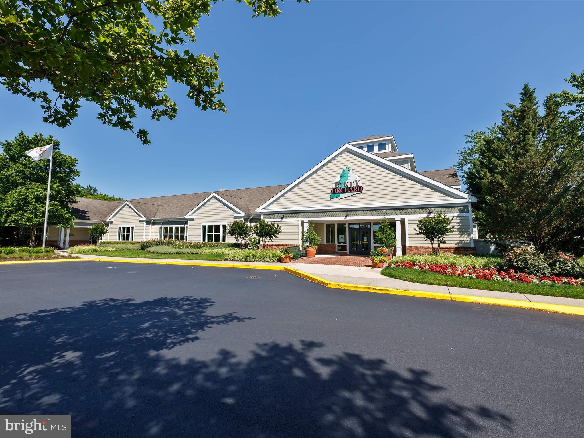 PINEY ORCHARD - Residential
