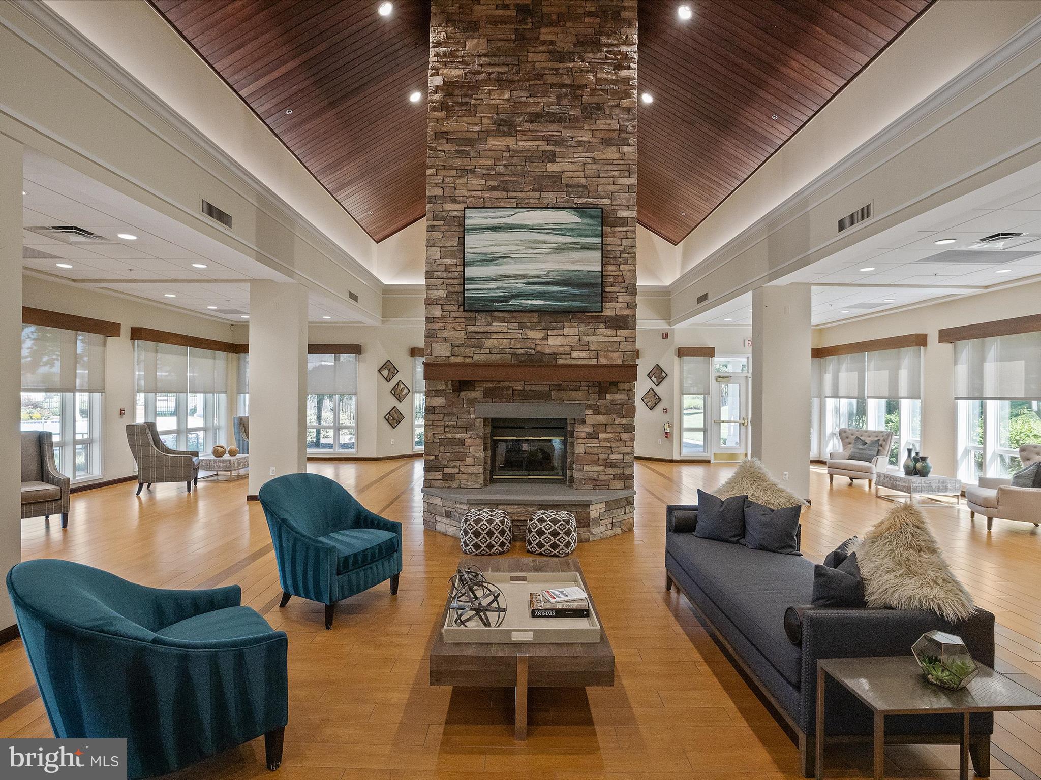 PINEY ORCHARD - Residential