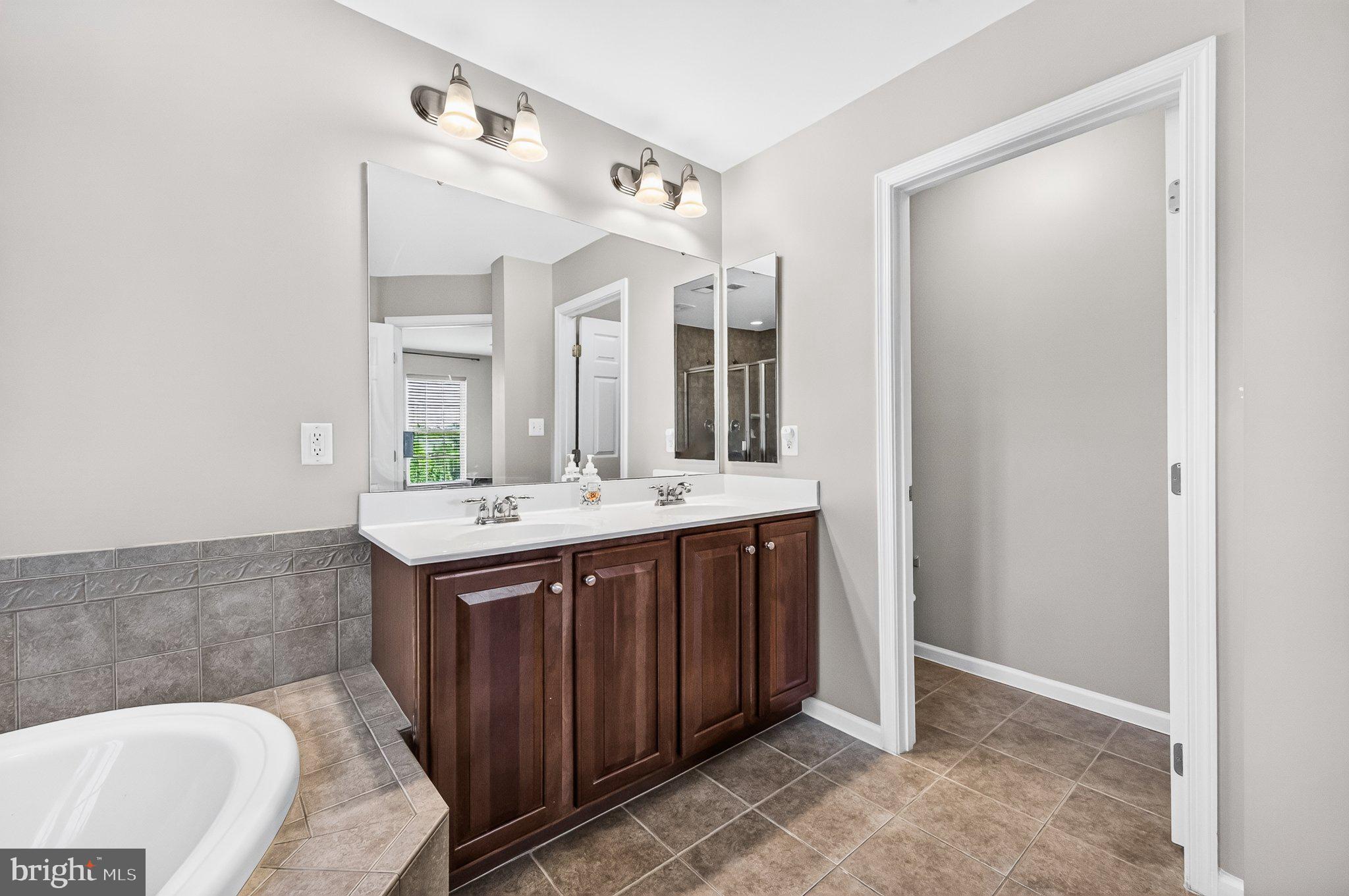 KIRKPATRICK FARMS - Residential