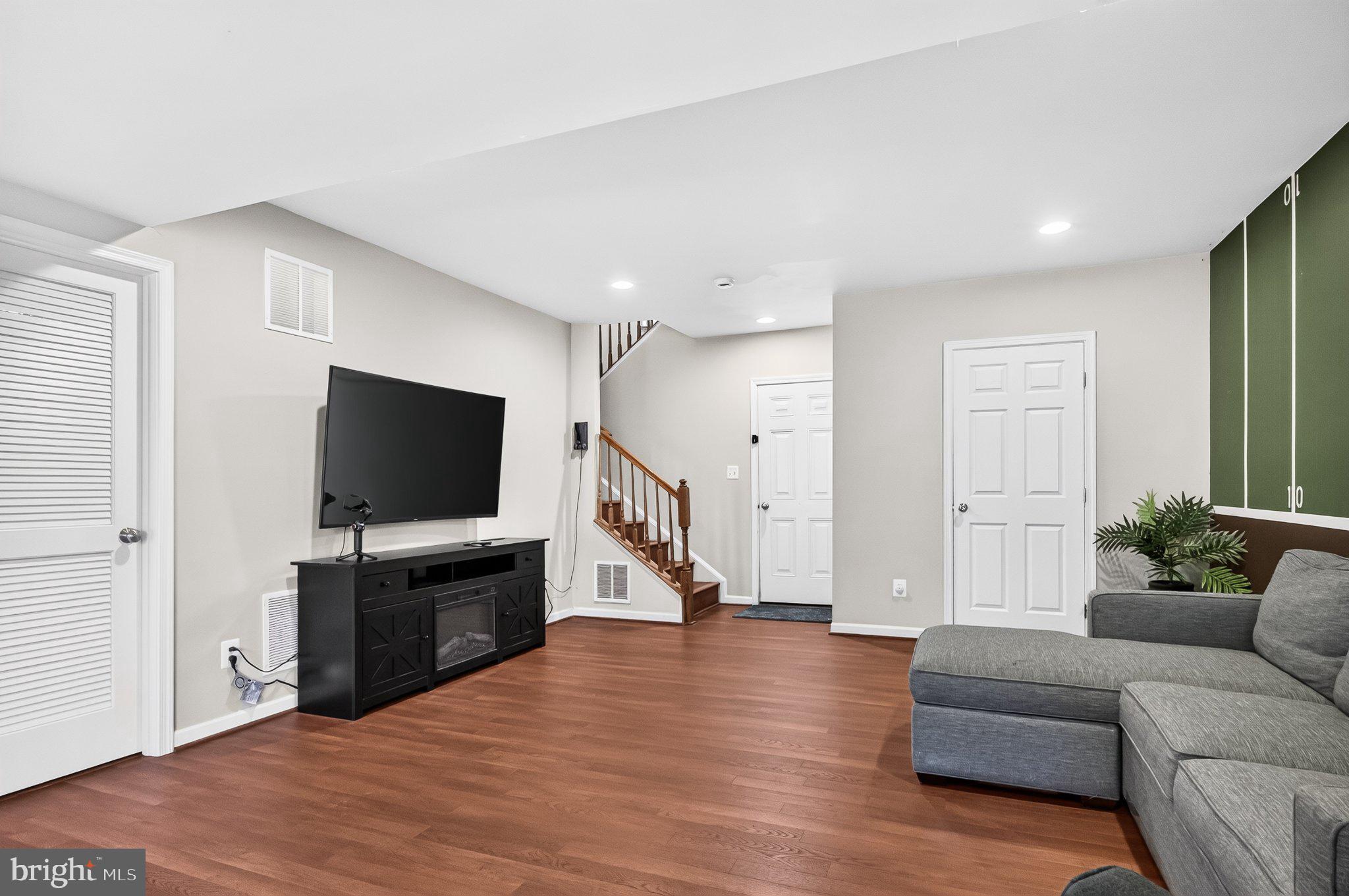 KIRKPATRICK FARMS - Residential