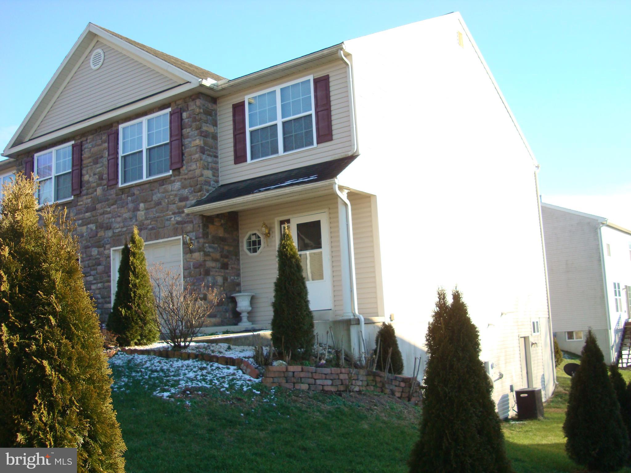 SAYLOR FARM - Residential