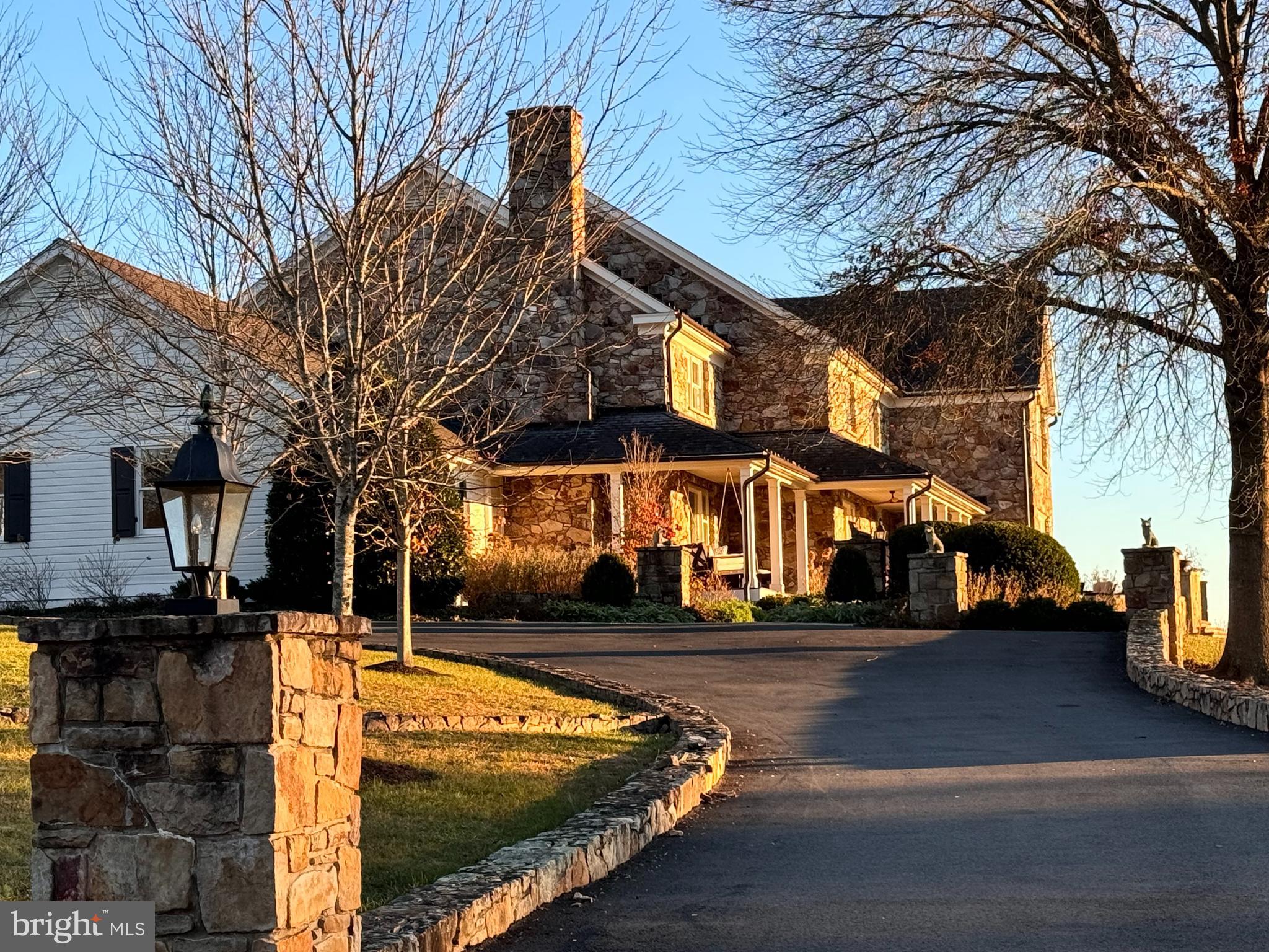 PHILOMONT - Residential