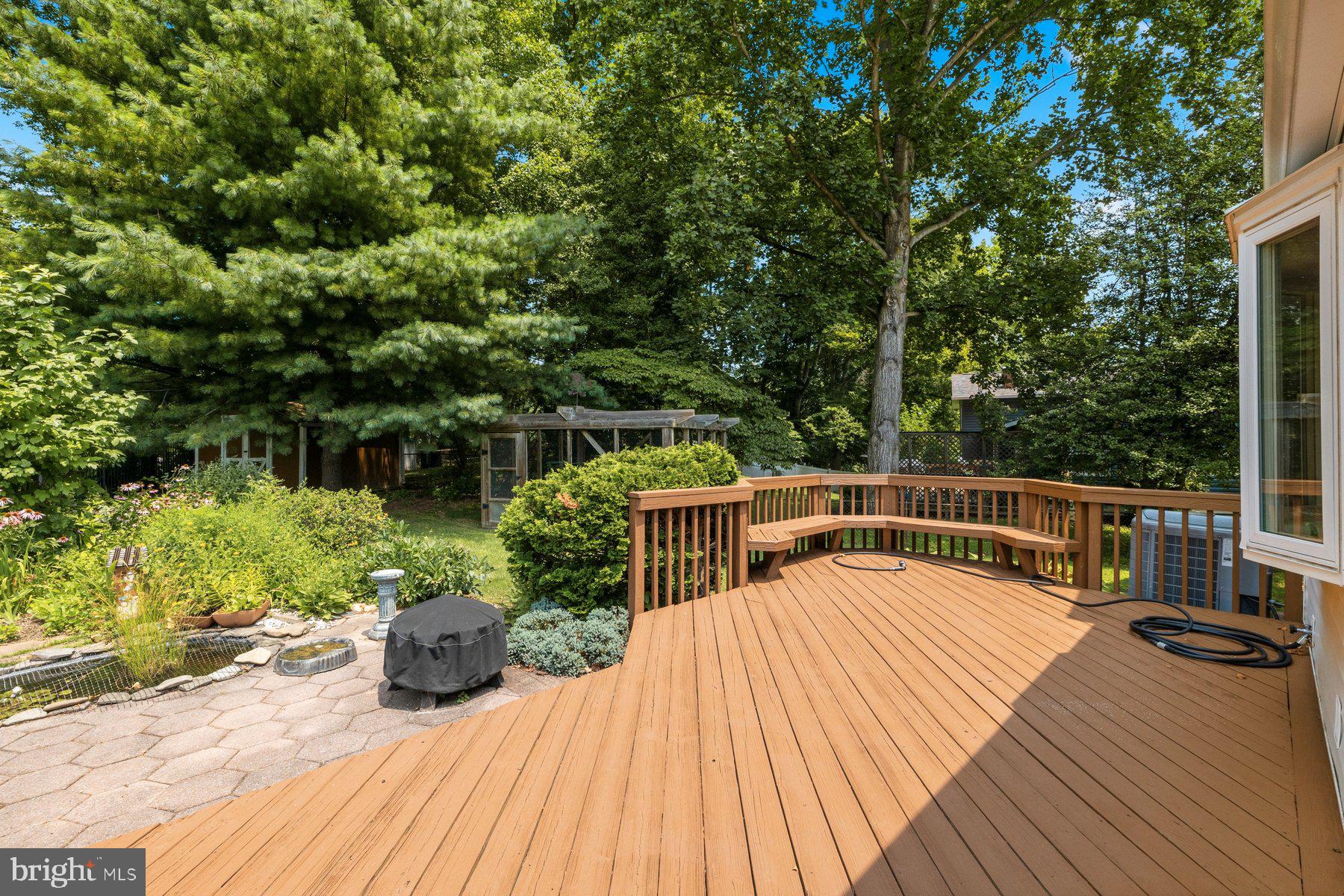 BEL PRE WOODS - Residential