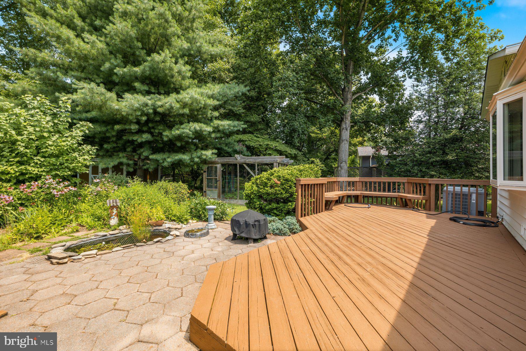 BEL PRE WOODS - Residential
