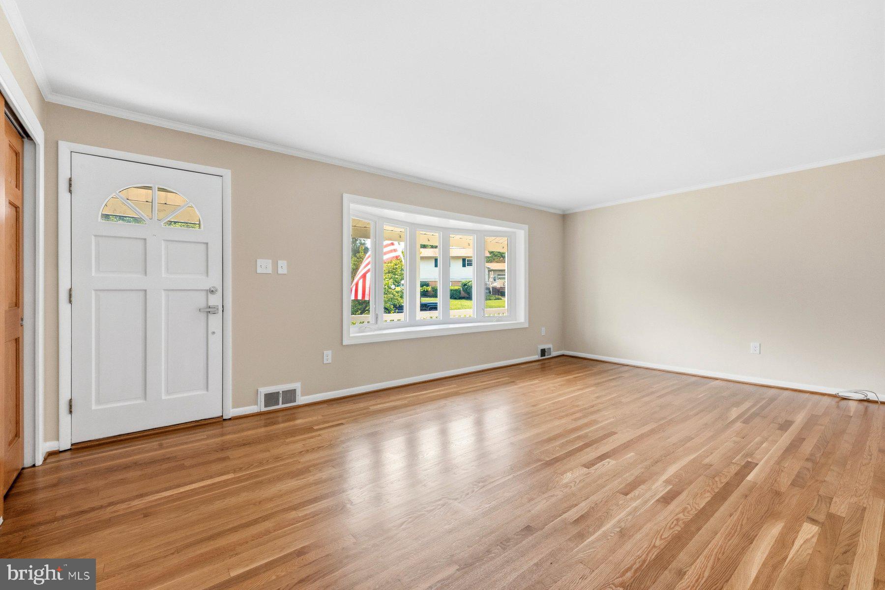 BEL PRE WOODS - Residential