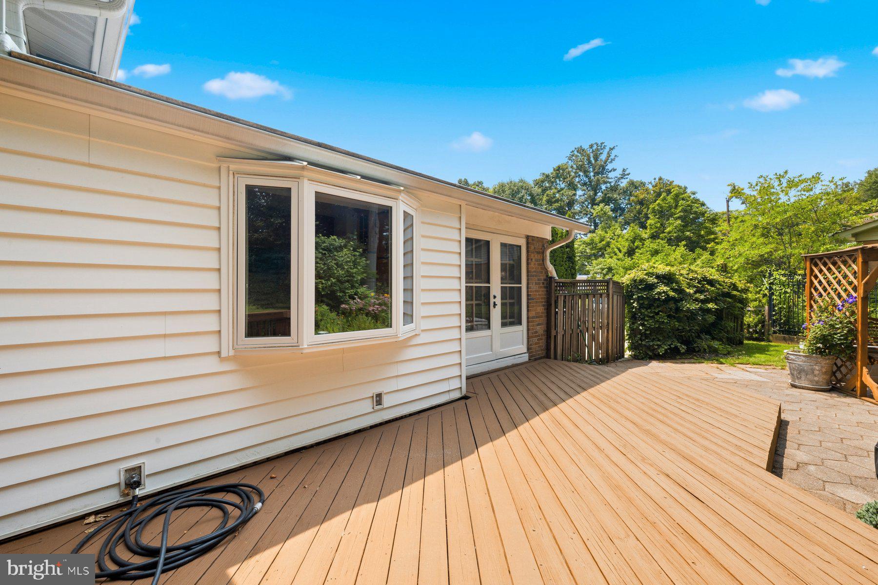 BEL PRE WOODS - Residential