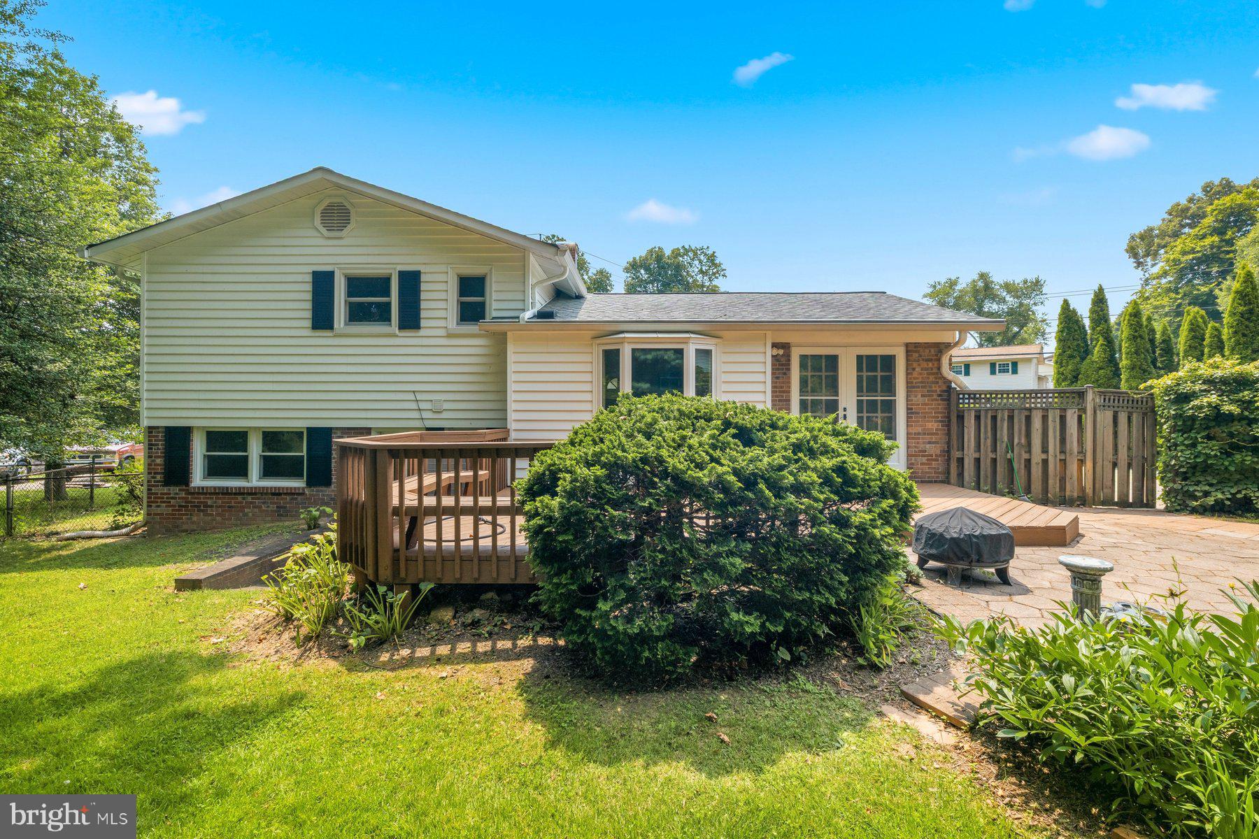 BEL PRE WOODS - Residential
