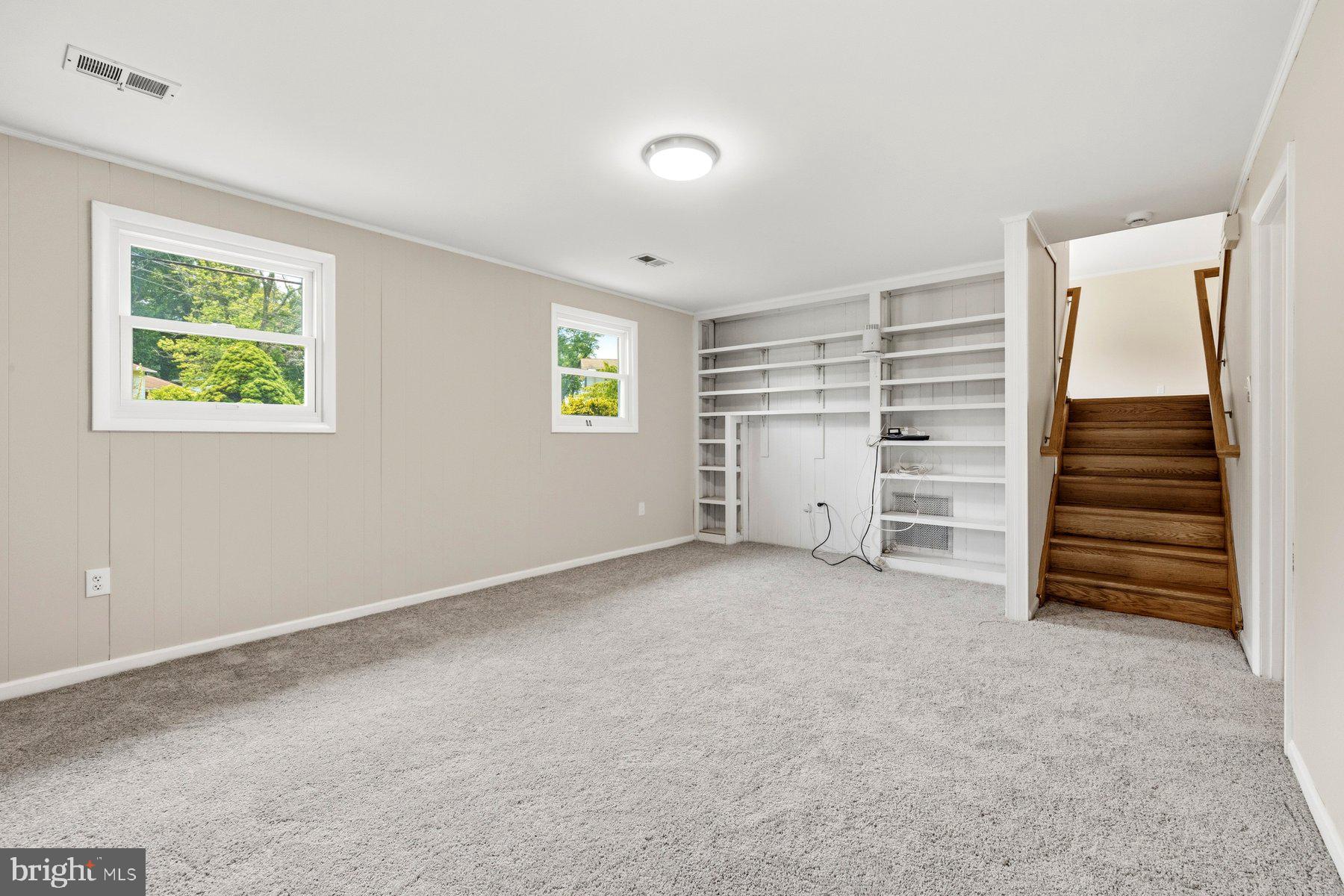 BEL PRE WOODS - Residential