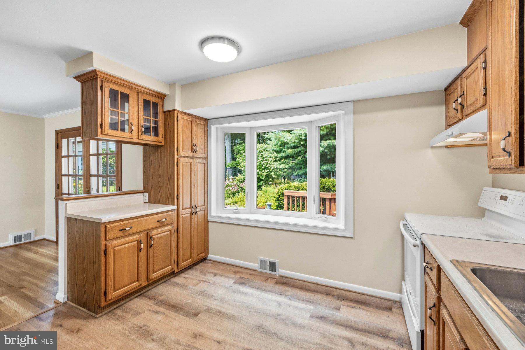 BEL PRE WOODS - Residential