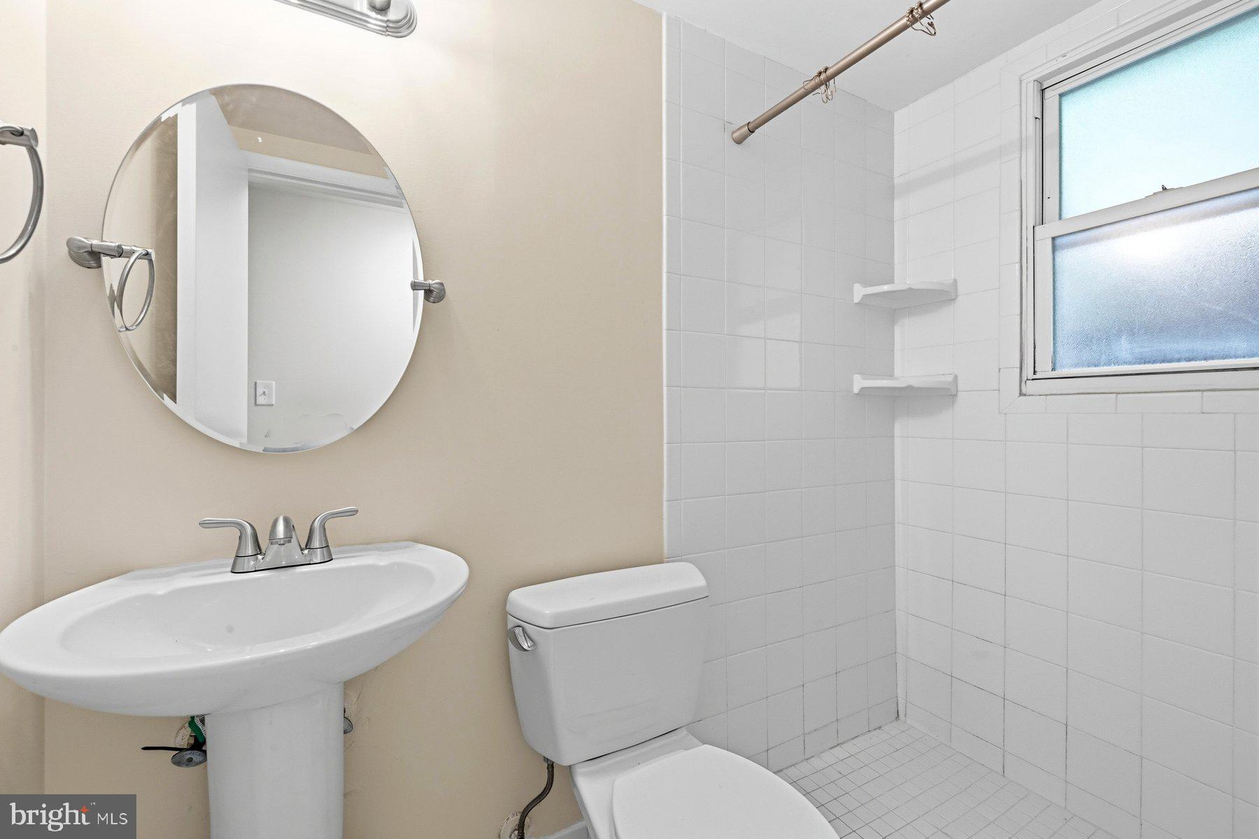 BEL PRE WOODS - Residential