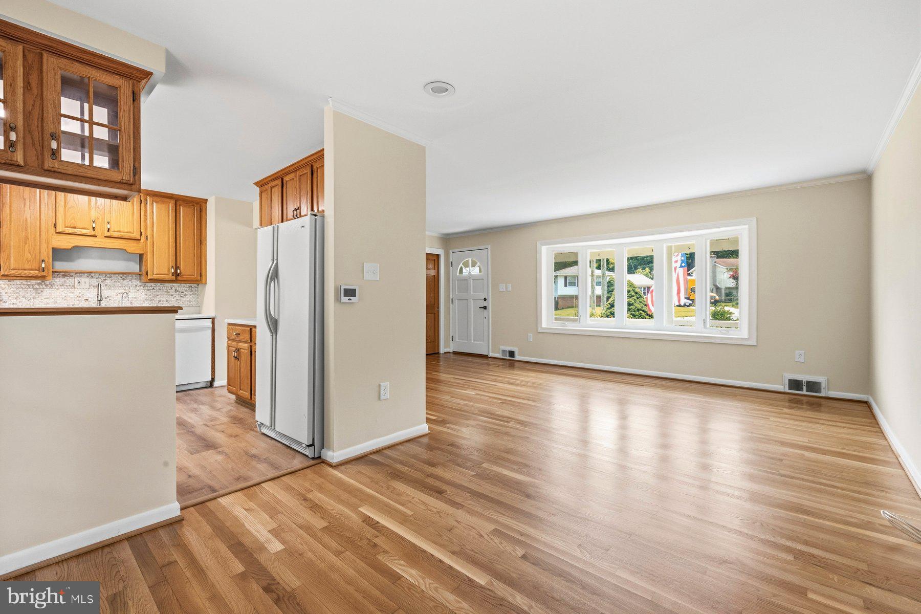 BEL PRE WOODS - Residential
