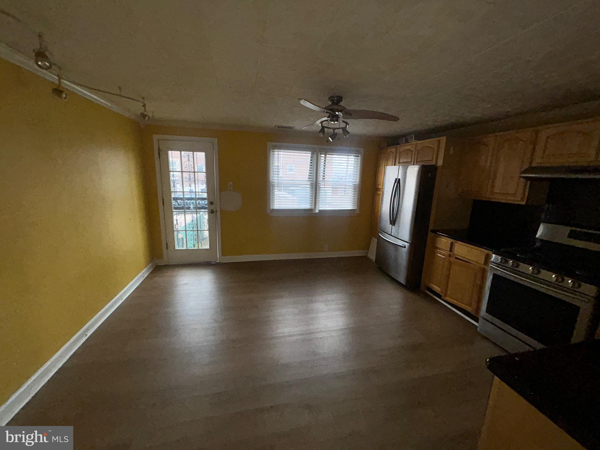 HOLMESBURG - Residential Income
