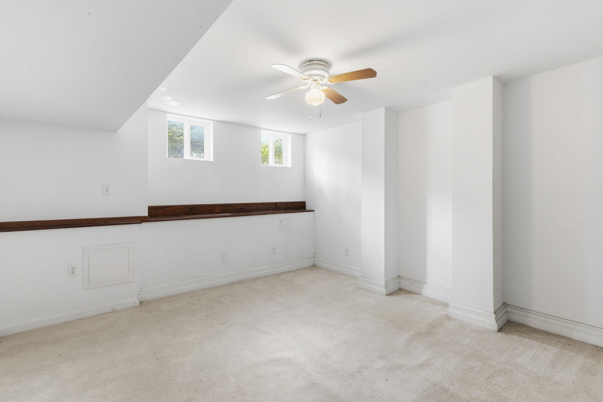 BROADWAY EAST - Residential