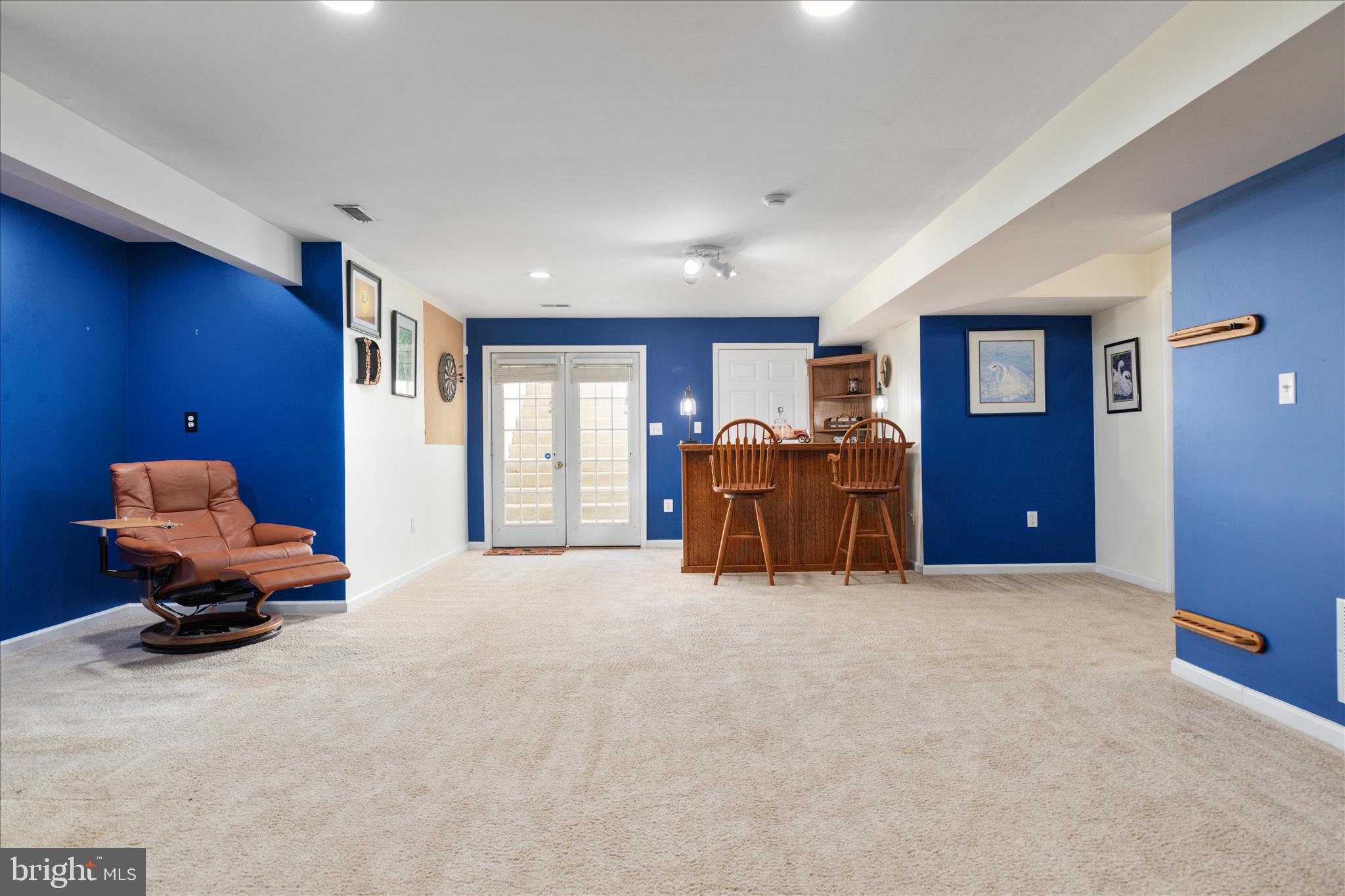 RAVEN WING - Residential