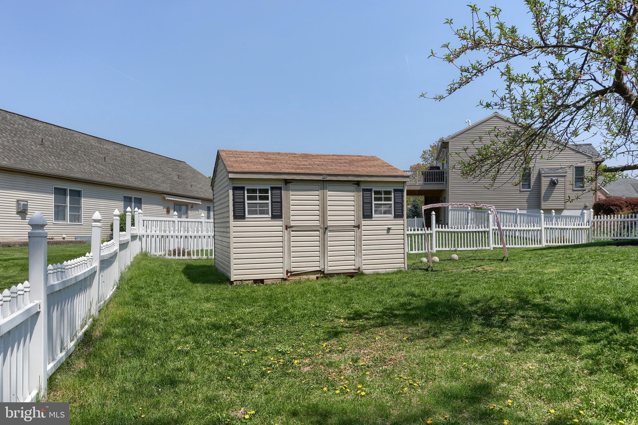 THE OAKS OF PALMYRA - Residential