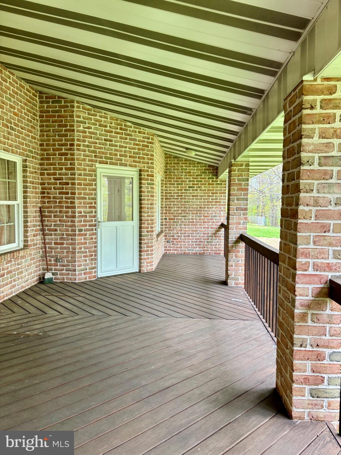 ECKHART MINES - Residential