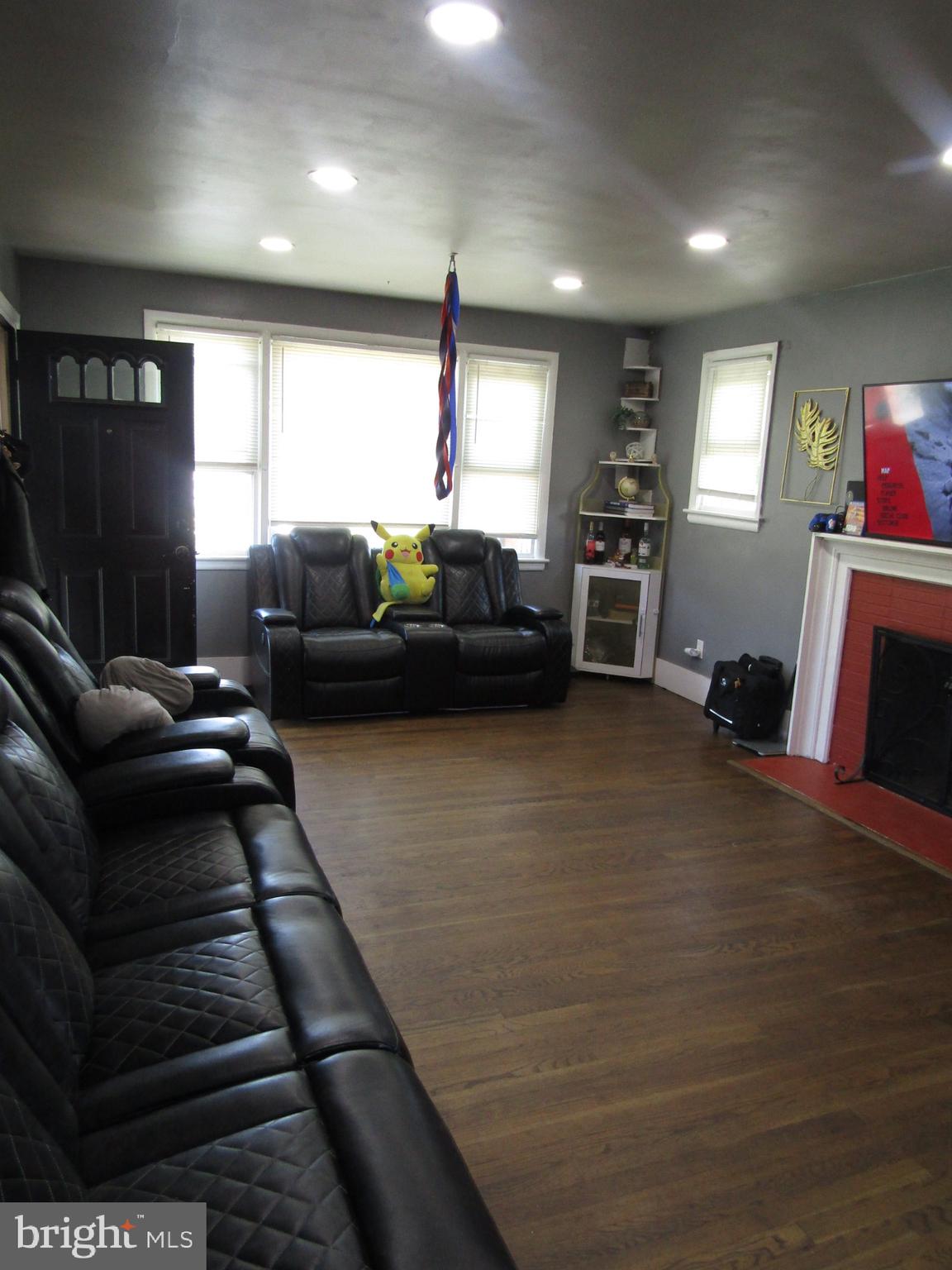TEMPLE HILLS - Residential