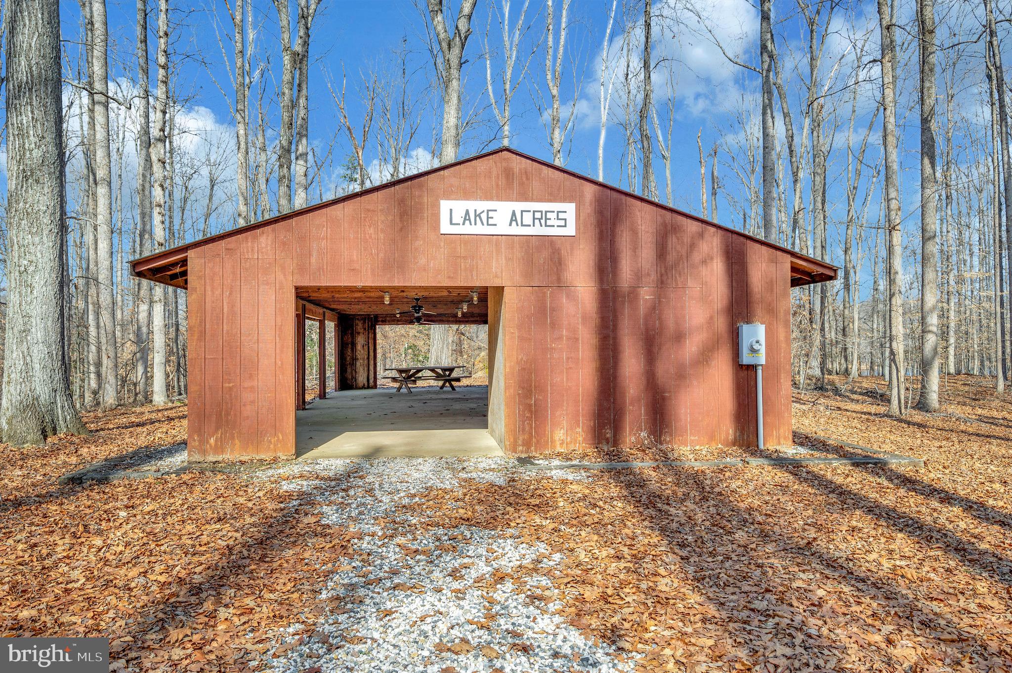 LAKE ACRES - Residential