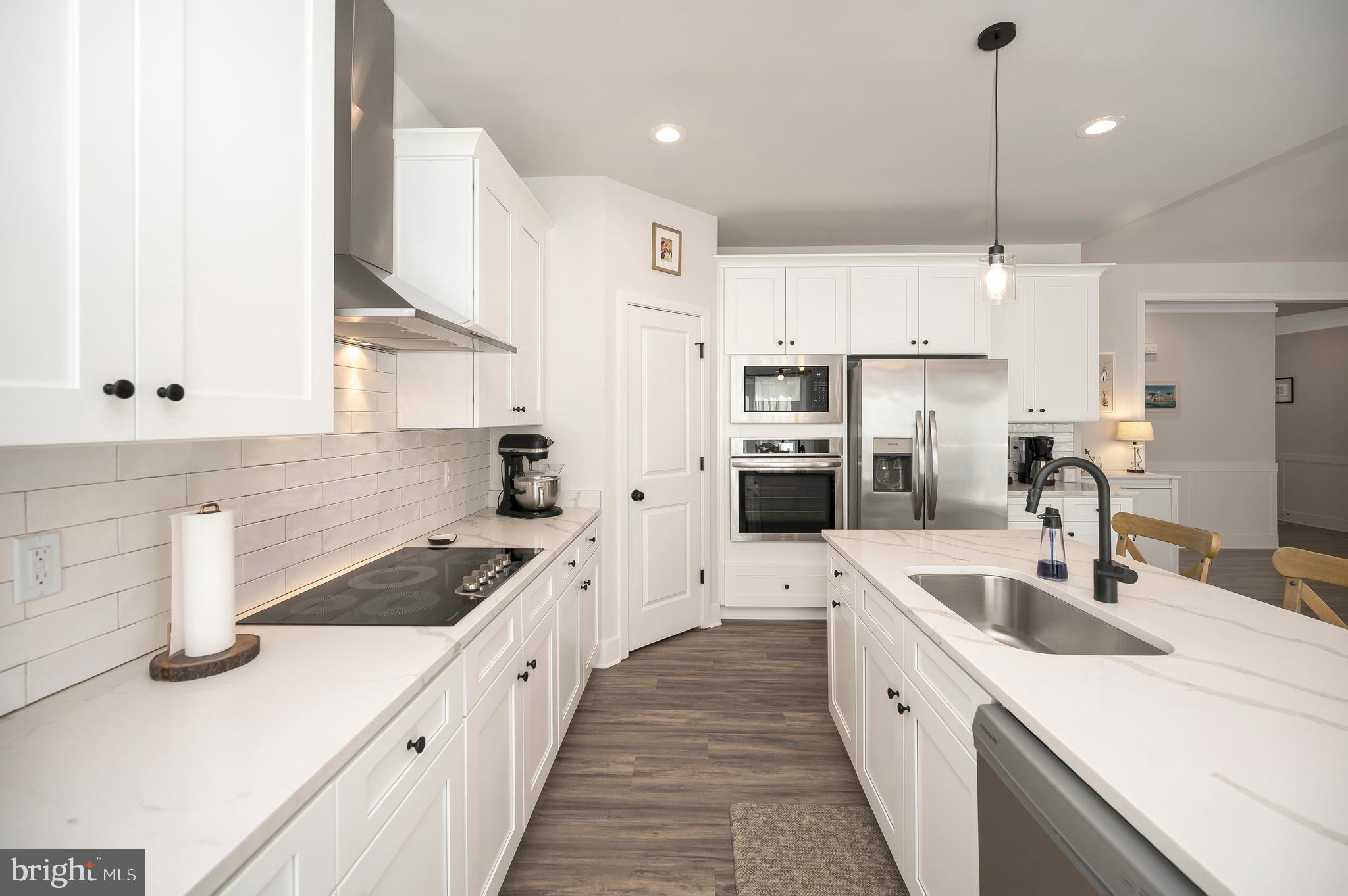 LAKE ACRES - Residential