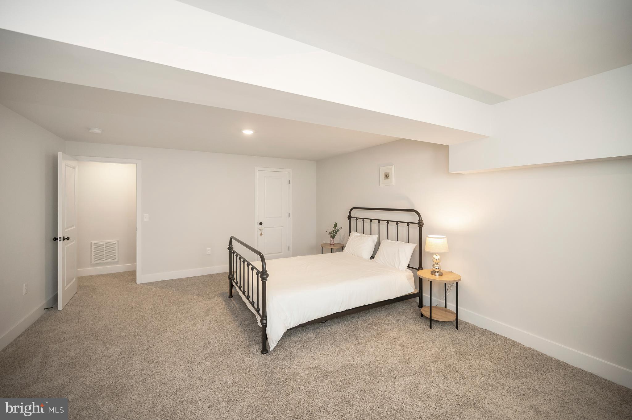 LAKE ACRES - Residential