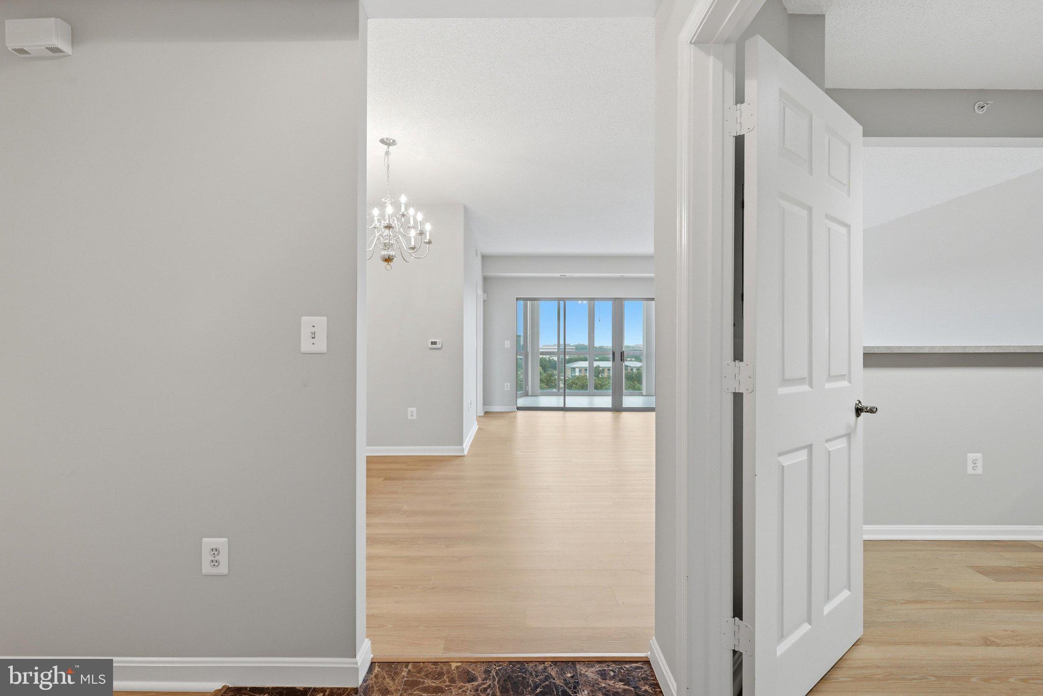 LANSDOWNE WOODS - Residential