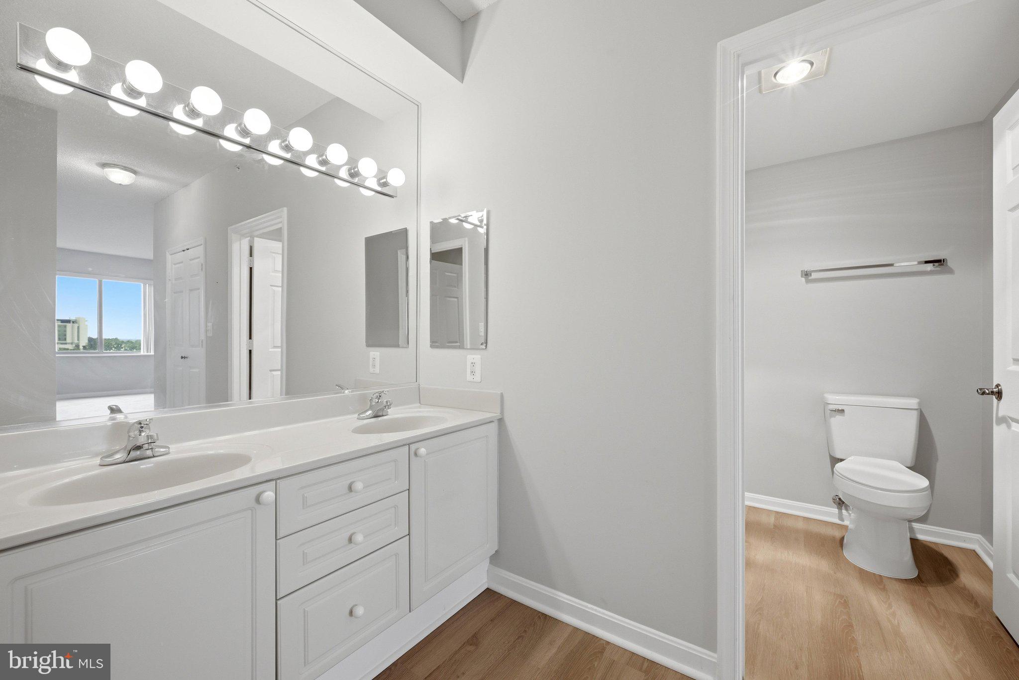 LANSDOWNE WOODS - Residential