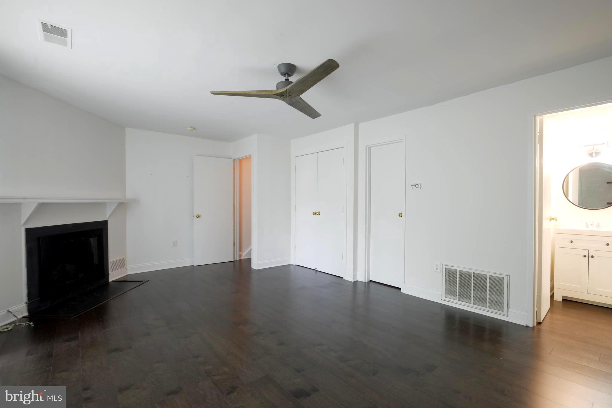 PAINTERS CROSSING - Residential