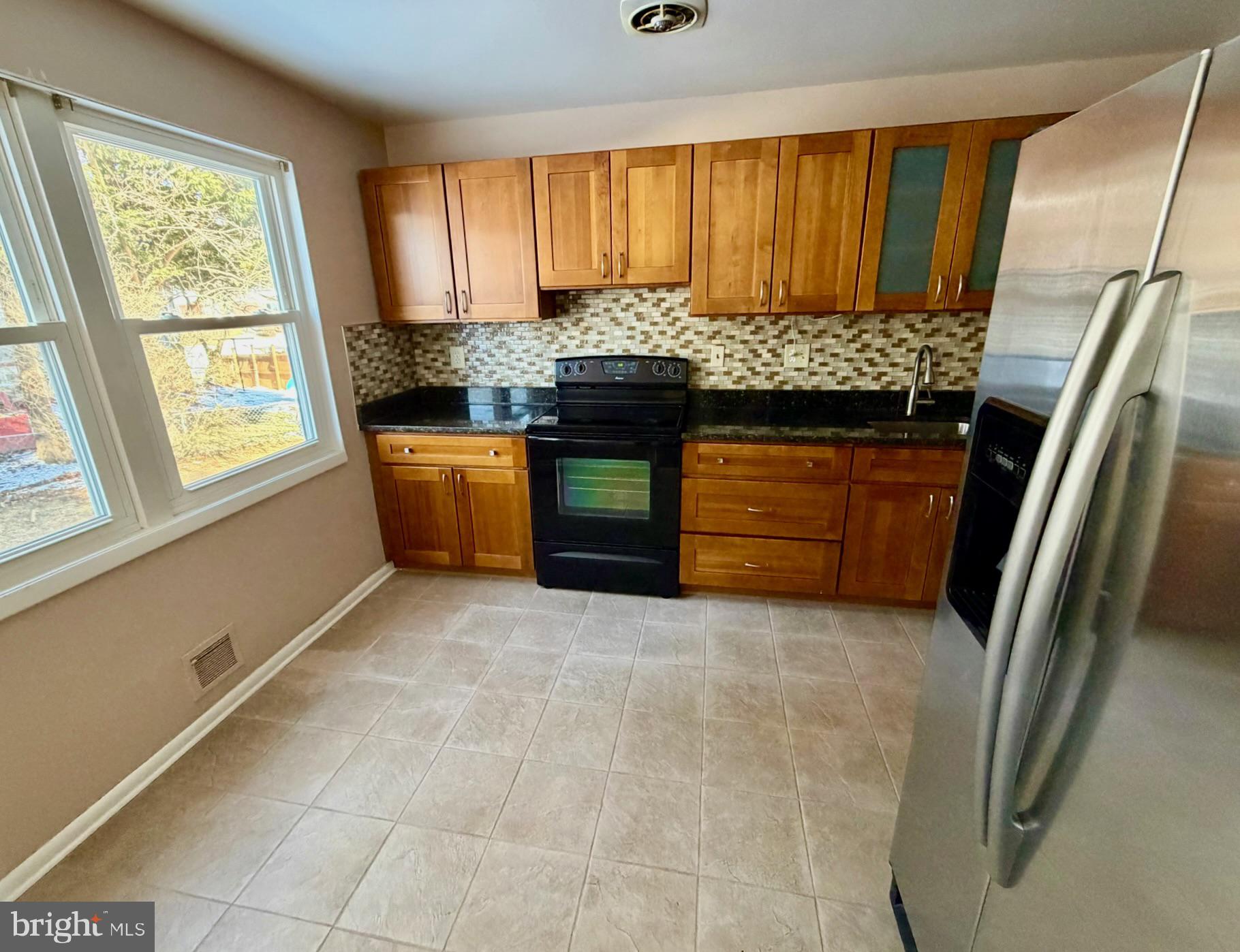 FOREST KNOLLS - Residential