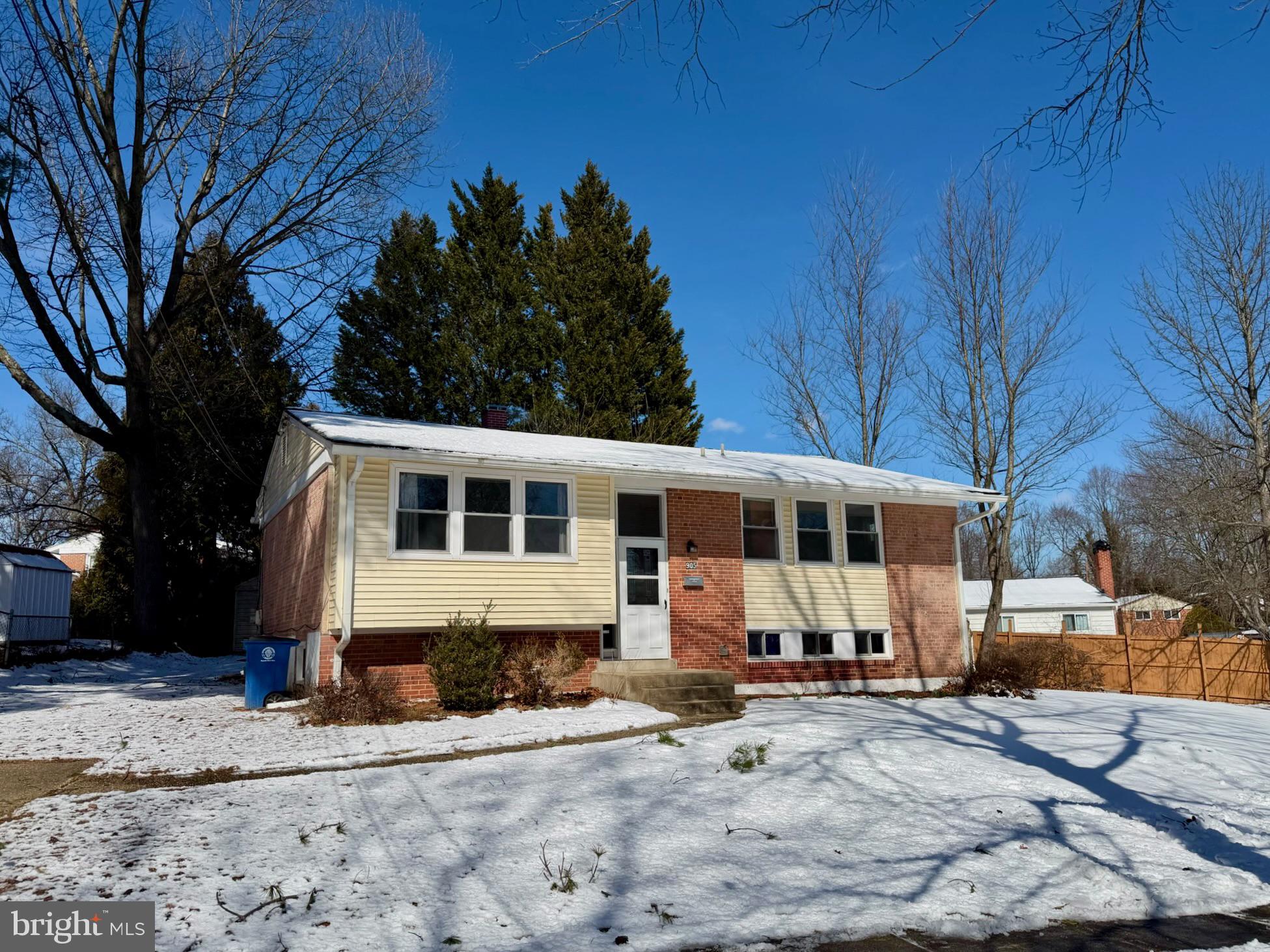 FOREST KNOLLS - Residential