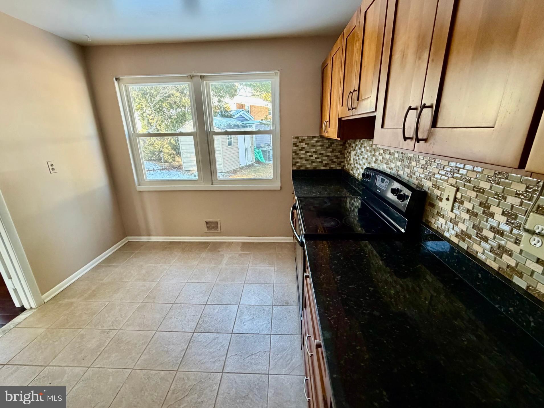 FOREST KNOLLS - Residential