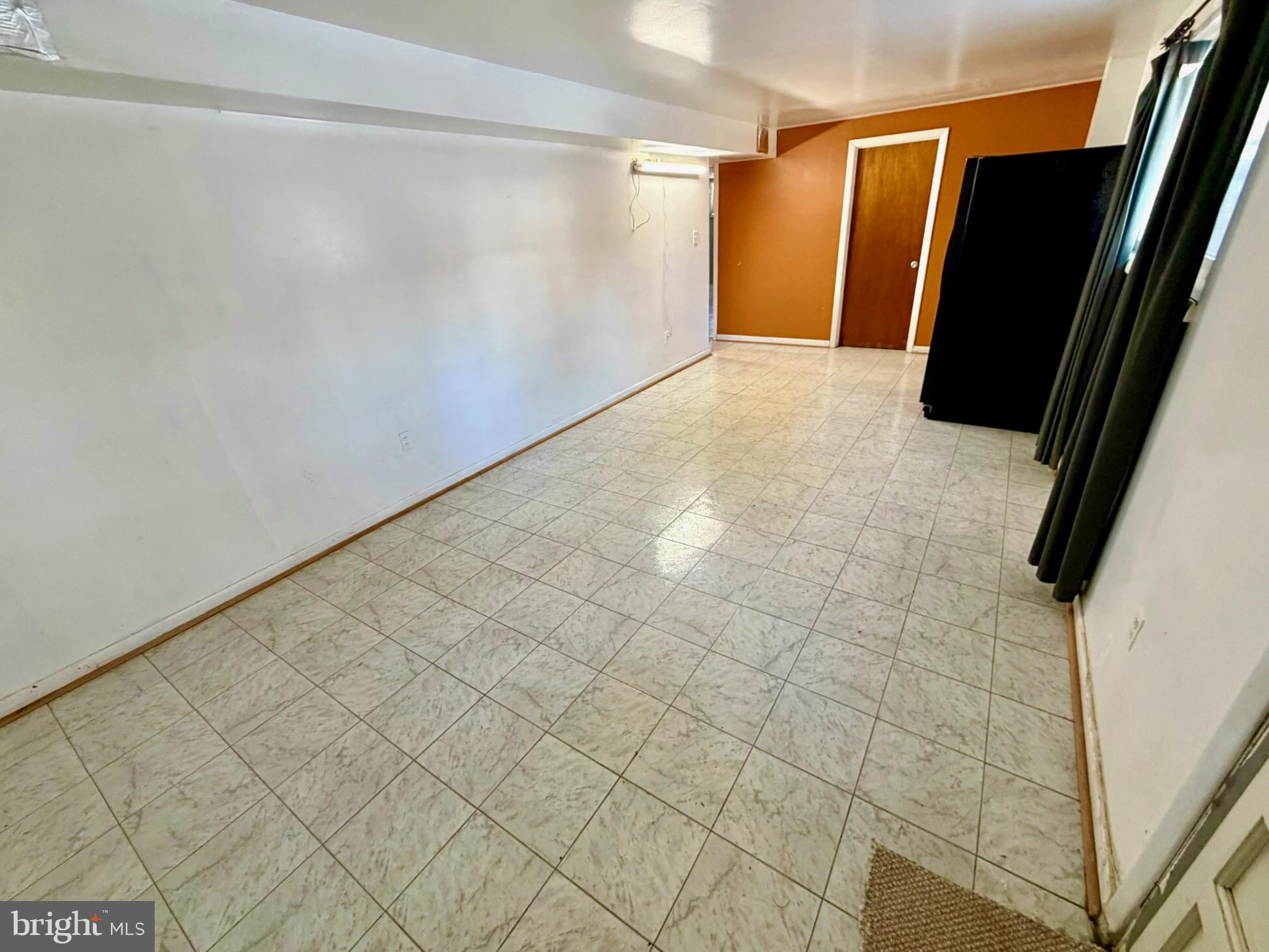 FOREST KNOLLS - Residential