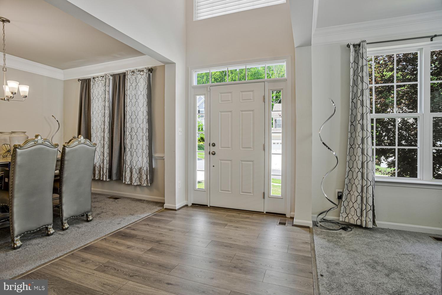 WINDSOR MANOR - Residential