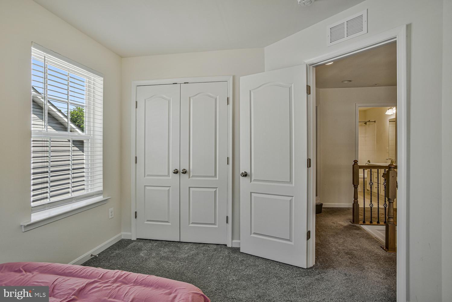 WINDSOR MANOR - Residential