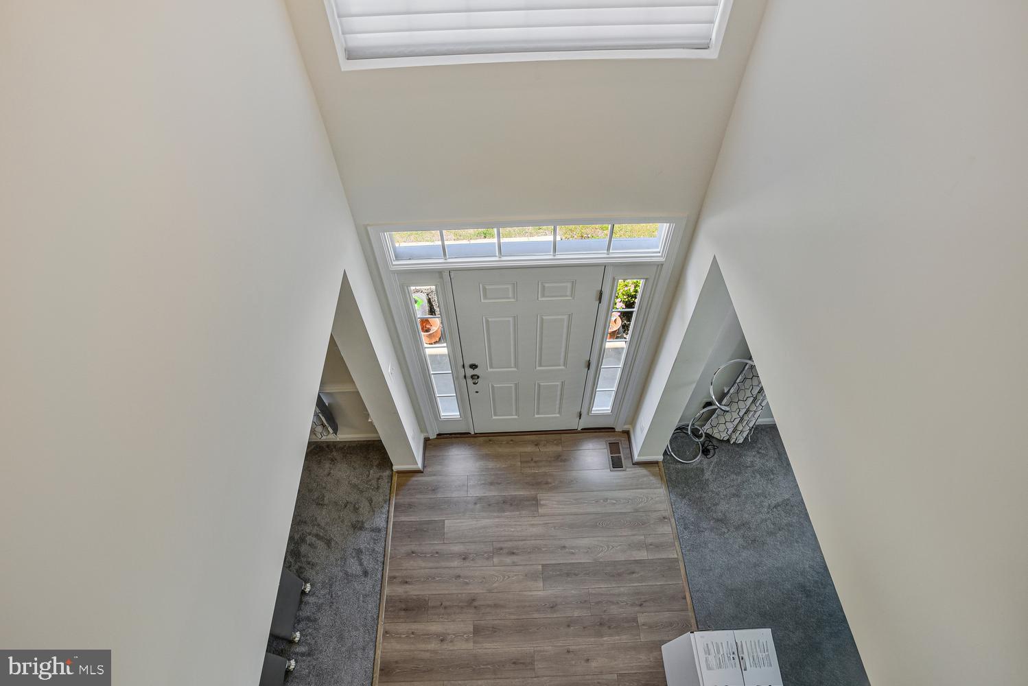 WINDSOR MANOR - Residential