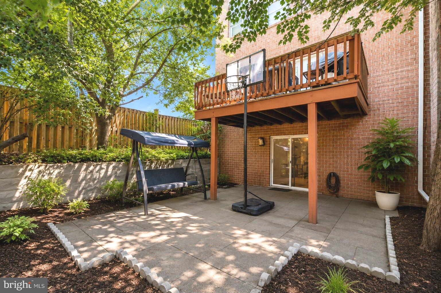 CHAPEL HILL - Residential