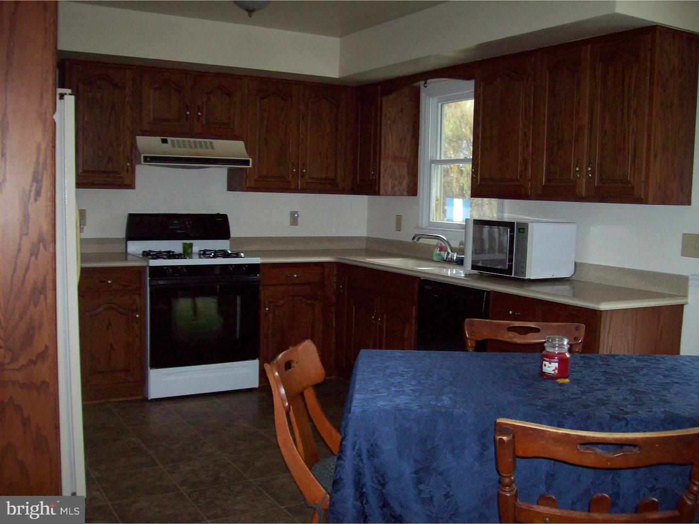 HEATHER KNOLL - Residential